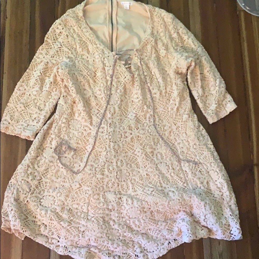 GORGEOUS crocheted lace shift dress